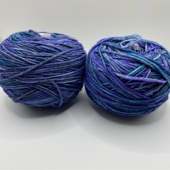 NWT 2 Cakes Malabrigo Rios “Azules” 100% Merino Worsted Wt. Yarn. Made in Peru - Picture 2 of 10